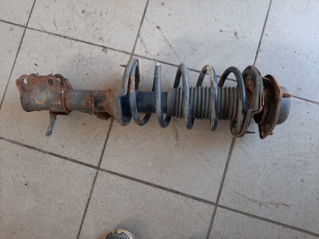 bontott HYUNDAI GETZ Bal első Gólyaláb (Lengécsillapító, Rugó)