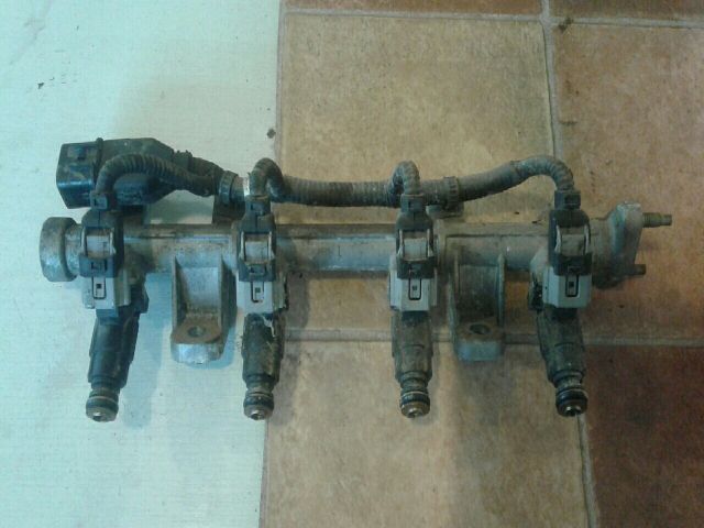 bontott HYUNDAI GETZ Porlasztó (1 db)