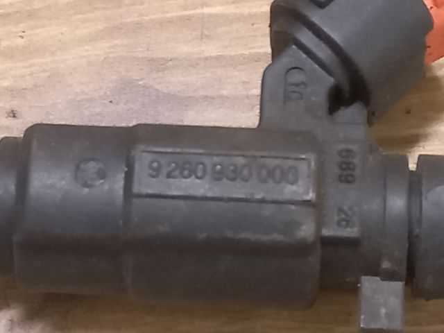 bontott HYUNDAI GETZ Porlasztó (1 db)