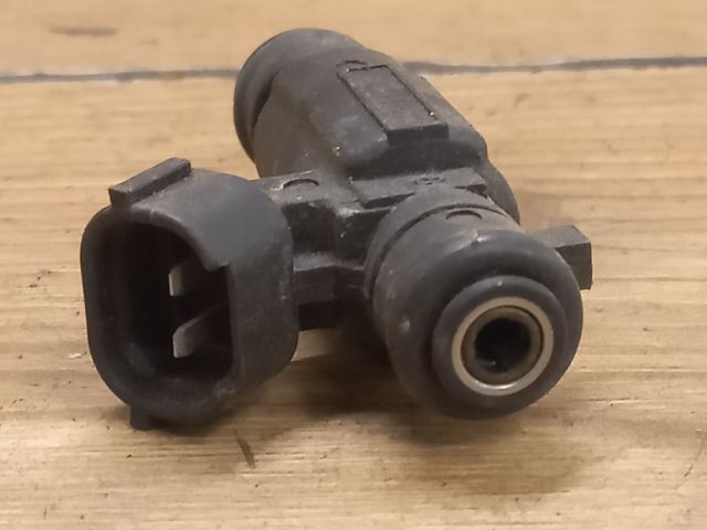 bontott HYUNDAI GETZ Porlasztó (1 db)