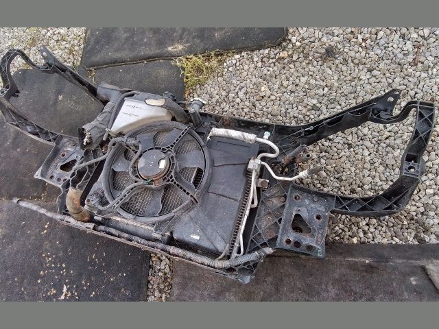 bontott HYUNDAI GETZ Homlokfal (Üres lemez)