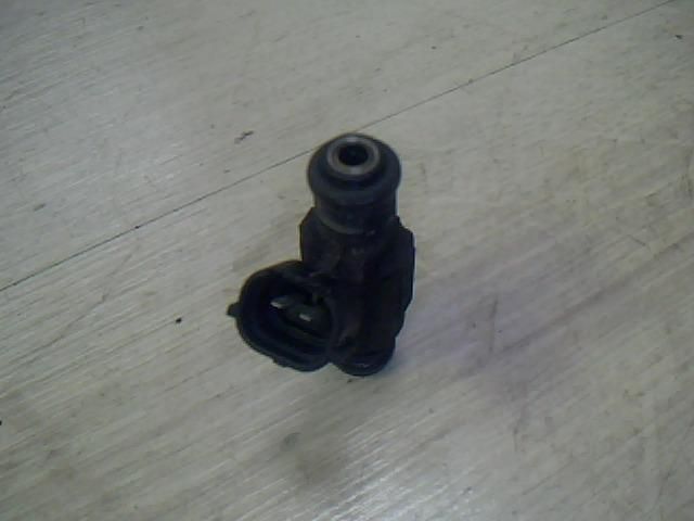 bontott HYUNDAI GETZ Porlasztó (1 db)