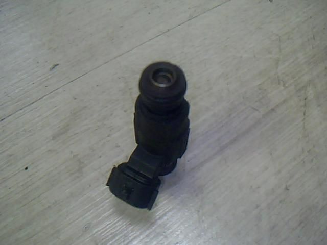 bontott HYUNDAI GETZ Porlasztó (1 db)