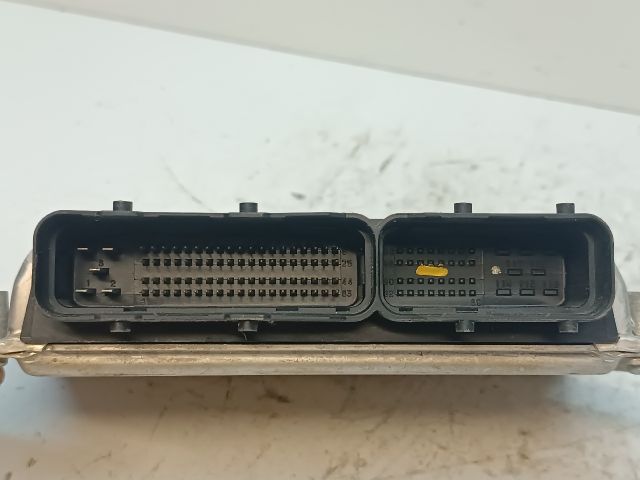 bontott HYUNDAI GETZ Motorvezérlő