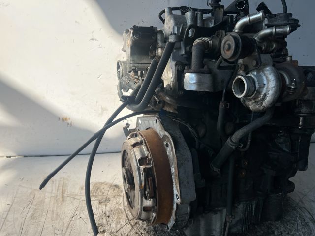 bontott HYUNDAI GETZ Motor (Fűzött blokk hengerfejjel)