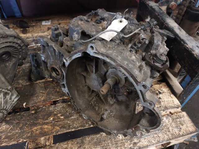 bontott HYUNDAI GETZ Váltó (Mechanikus)