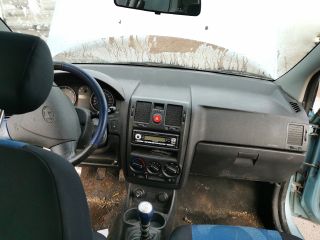 bontott HYUNDAI GETZ Bal A Oszlop Burkolat