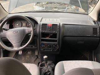 bontott HYUNDAI GETZ Bal C Oszlop Burkolat