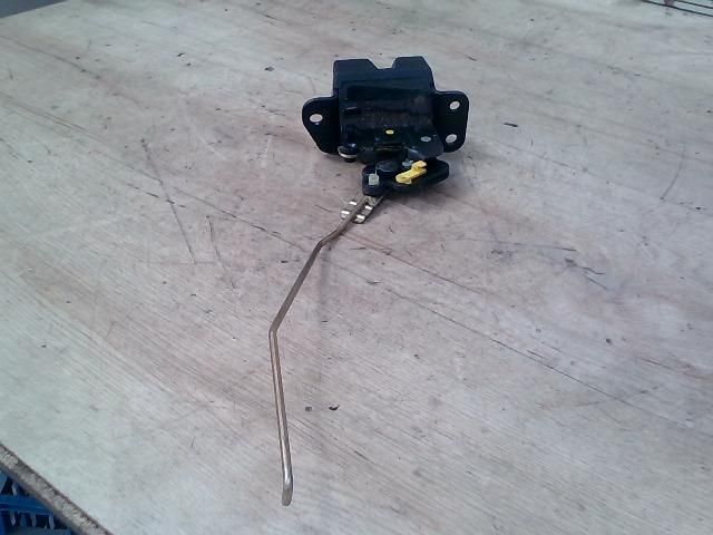 bontott HYUNDAI GETZ Bal Csomagtérajtó Zárszerkezet