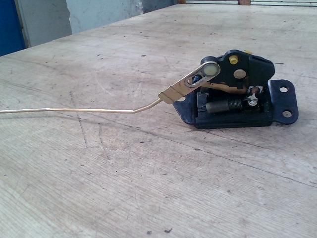 bontott HYUNDAI GETZ Bal Csomagtérajtó Zárszerkezet