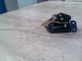 bontott HYUNDAI GETZ Bal Csomagtérajtó Zárszerkezet