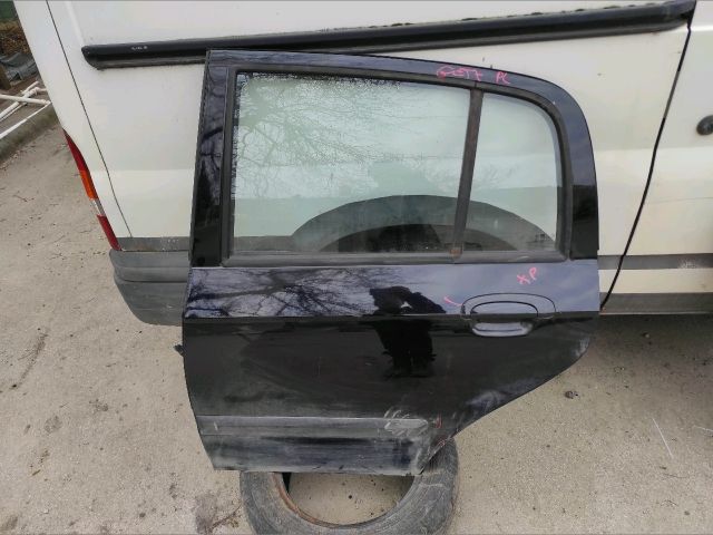 bontott HYUNDAI GETZ Bal hátsó Ajtó (Üres lemez)