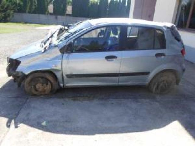 bontott HYUNDAI GETZ Bal hátsó Külső Kilincs