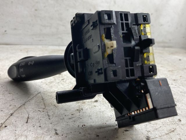 bontott HYUNDAI GETZ Bal Kormánykapcsoló Irányjelző