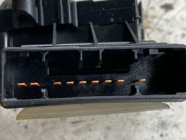 bontott HYUNDAI GETZ Bal Kormánykapcsoló Irányjelző