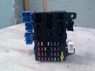 bontott HYUNDAI GETZ Biztosítéktábla Utastér