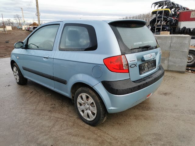 bontott HYUNDAI GETZ Csomagtérajtó Díszléc