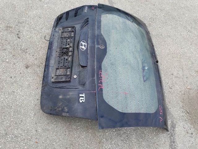 bontott HYUNDAI GETZ Csomagtérajtó (Részeivel)