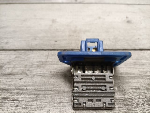 bontott HYUNDAI GETZ Előtét Ellenállás Fűtőmotor