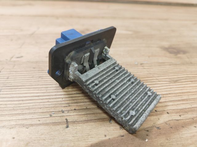 bontott HYUNDAI GETZ Előtét Ellenállás Fűtőmotor