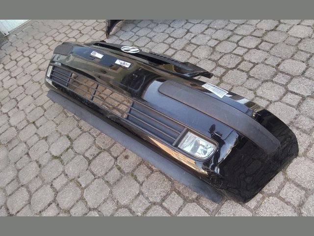 bontott HYUNDAI GETZ Első Lökhárító (Részeivel)