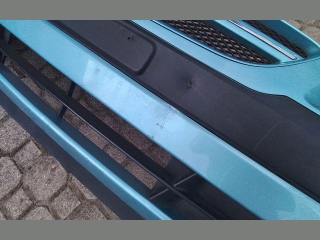 bontott HYUNDAI GETZ Első Lökhárító (Részeivel)