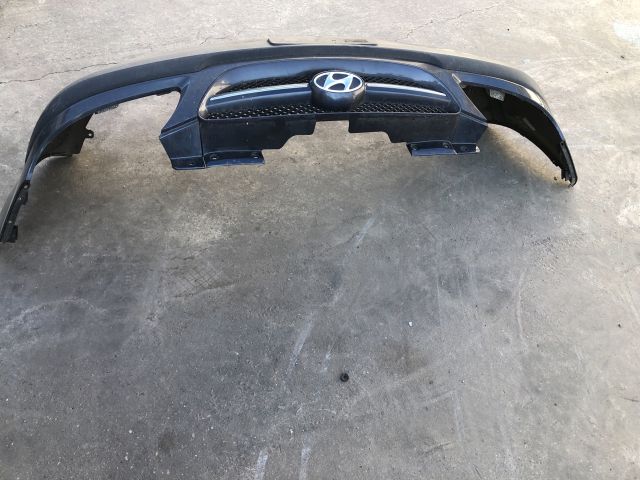 bontott HYUNDAI GETZ Első Lökhárító (Részeivel)