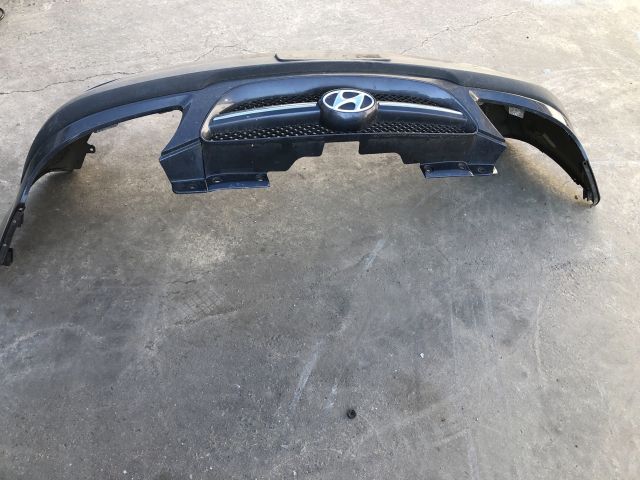 bontott HYUNDAI GETZ Első Lökhárító (Részeivel)