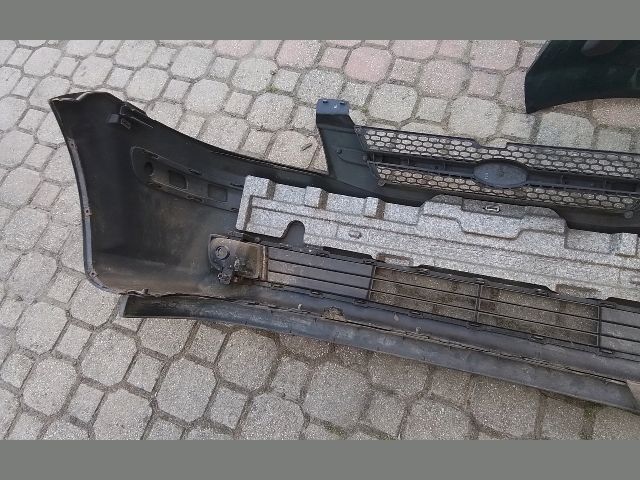 bontott HYUNDAI GETZ Első Lökhárító (Részeivel)