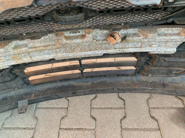 bontott HYUNDAI GETZ Első Lökhárító (Részeivel)