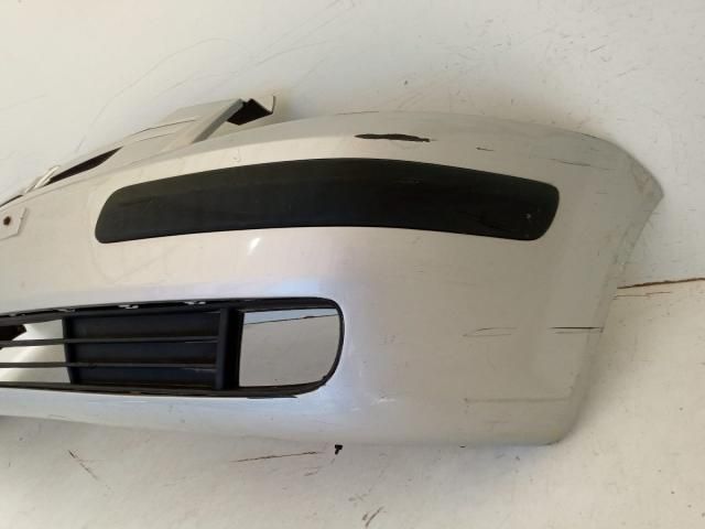 bontott HYUNDAI GETZ Első Lökhárító (Üresen)