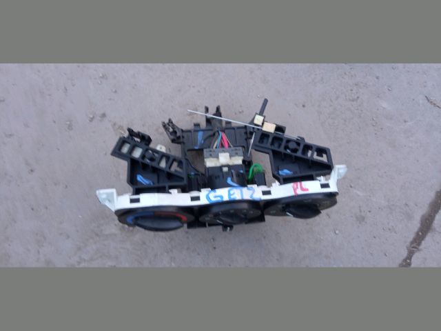 bontott HYUNDAI GETZ Fűtéskapcsoló (manuális klímás)