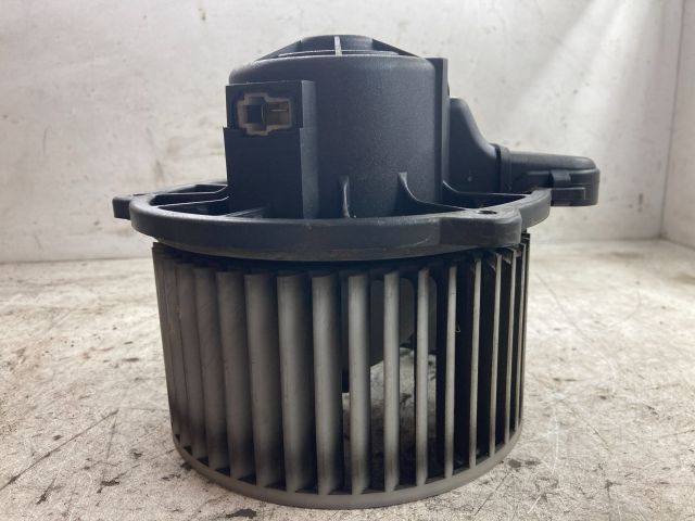 bontott HYUNDAI GETZ Fűtőmotor (Klímás)