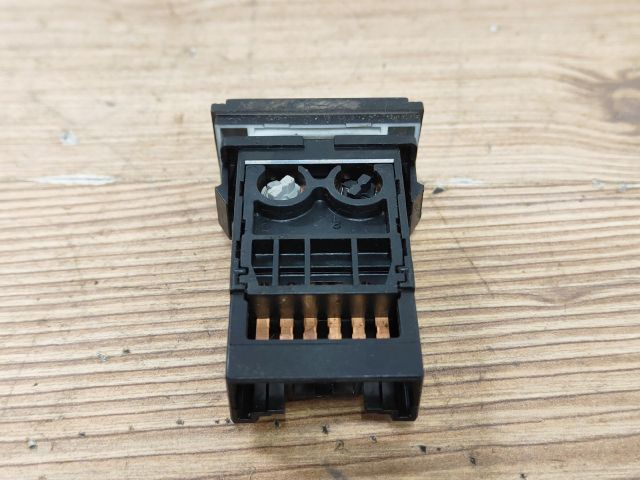 bontott HYUNDAI GETZ Hátsó Ködzárófény Kapcsoló