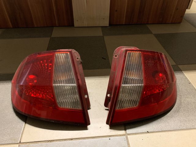 bontott HYUNDAI GETZ Hátsó Lámpa Szett