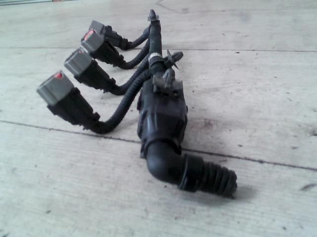 bontott HYUNDAI GETZ Injektor Elektromos Csatlakozó