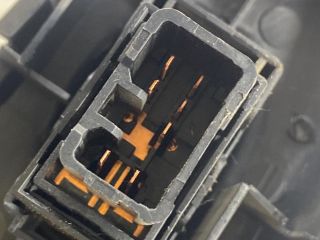 bontott HYUNDAI GETZ Jobb első Ablakemelő Kapcsoló