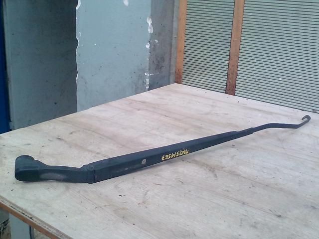 bontott HYUNDAI GETZ Jobb első Ablaktörlő Kar