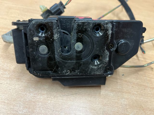 bontott HYUNDAI GETZ Jobb első Ajtózár