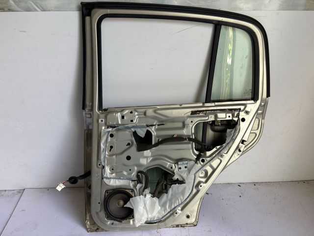 bontott HYUNDAI GETZ Jobb hátsó Ajtó (Üres lemez)