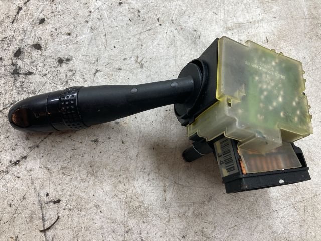 bontott HYUNDAI GETZ Jobb Kormánykapcsoló Ablaktörlő