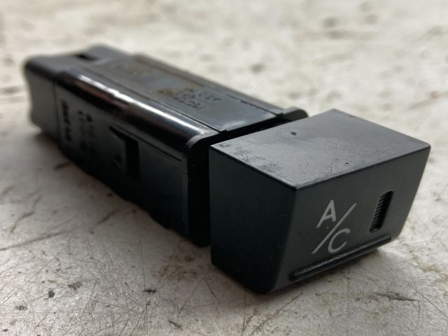 bontott HYUNDAI GETZ Klíma Kapcsoló