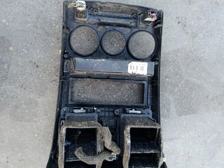 bontott HYUNDAI GETZ Középkonzol Keret