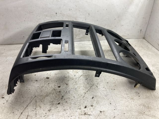 bontott HYUNDAI GETZ Középkonzol Keret