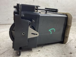 bontott HYUNDAI GETZ Középső Jobb Szellőző