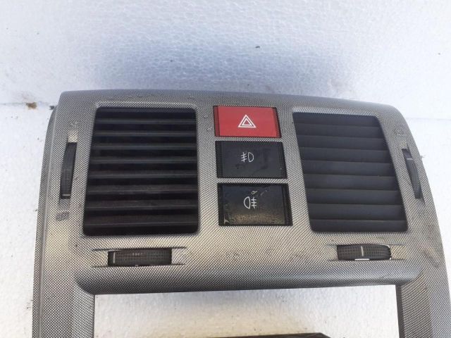 bontott HYUNDAI GETZ Középső Szellőző