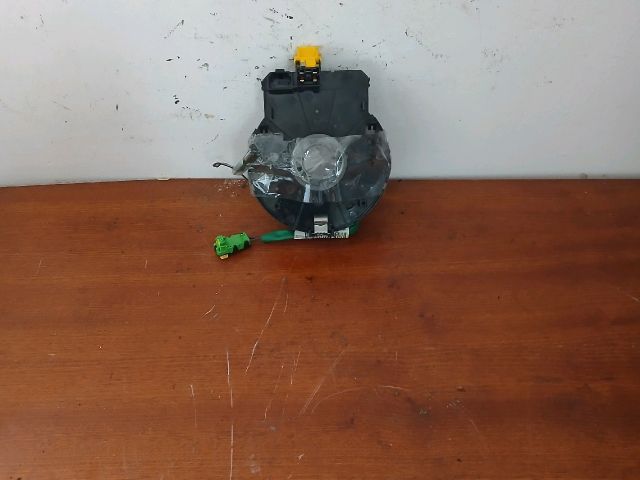 bontott HYUNDAI GETZ Légzsák Átvezető Szalagkábel