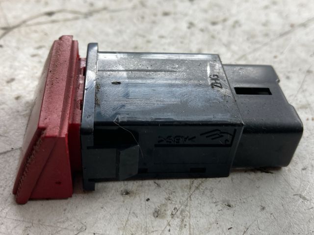 bontott HYUNDAI GETZ Vészvillogó Kapcsoló