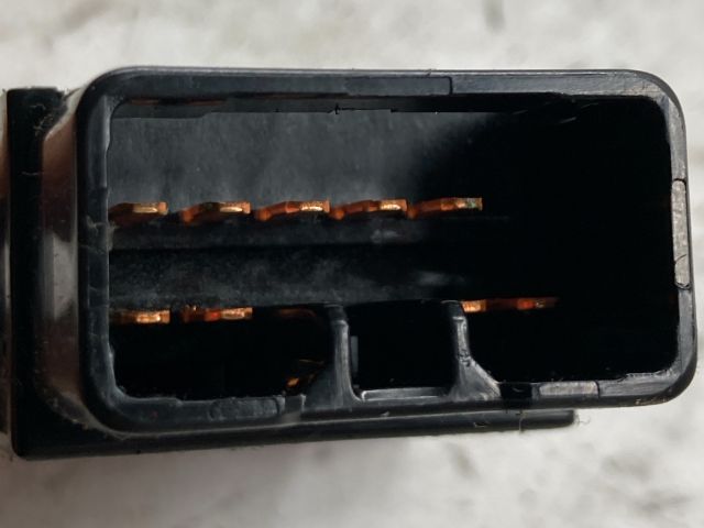 bontott HYUNDAI GETZ Vészvillogó Kapcsoló