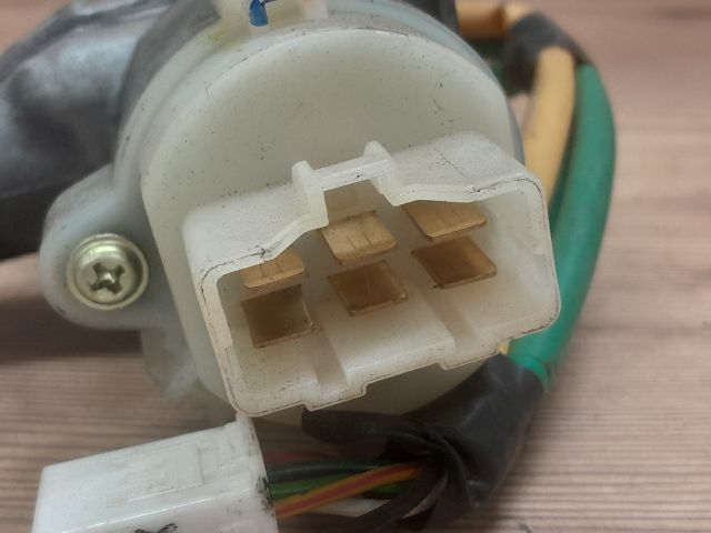 bontott HYUNDAI GRANDEUR Gyújtáskapcsoló